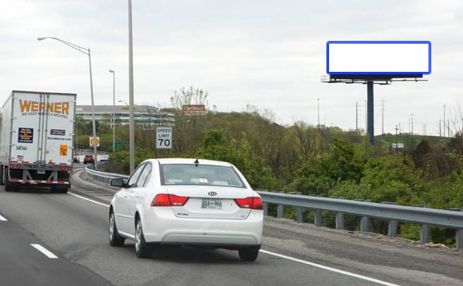 ES Vietnam Veterans Pkwy / I-65 .4 mi S/O Rivergate Pkwy F/S Media