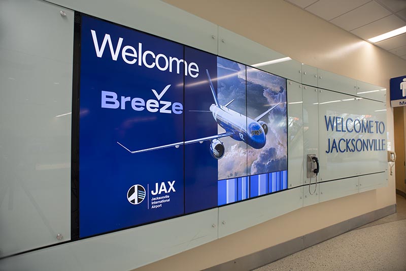 Welcome Center - Baggage Claim (2 displays) Media