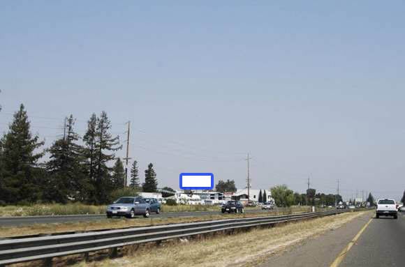 Hwy 101 600 ft N/O Rohnert Park Expwy W/S F/S Media