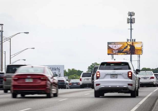 I-75/85-Connector 0.22 mi N/O University Ave E/S F/S Media