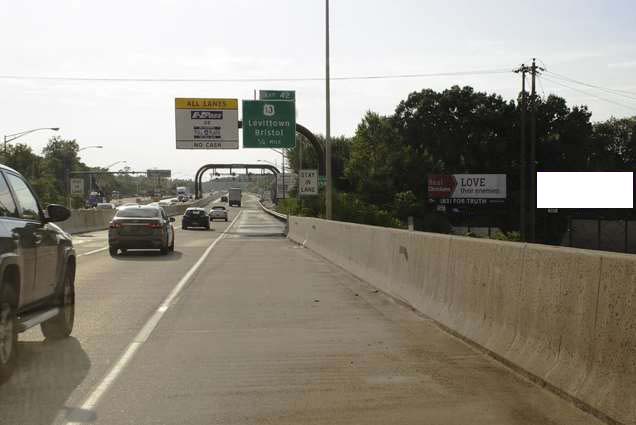 Pa Turnpike Bridge W/O Delaware Valley (Rt 13) N/S F/E Media