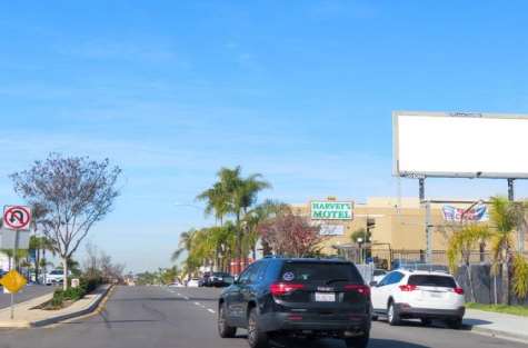 El Cajon Blvd NS 200ft W/O 72nd St F/E - 1 Media