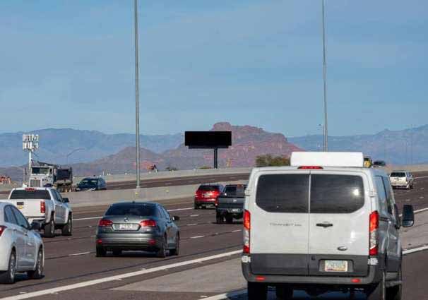 AZ 202 Loop (Red Mountain Fwy) 140 ft E/O AZ 87 NS F/W Media