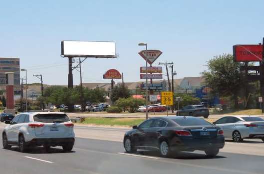 Loop 410 SS 1000ft E/O Broadway F/W - 2 Media