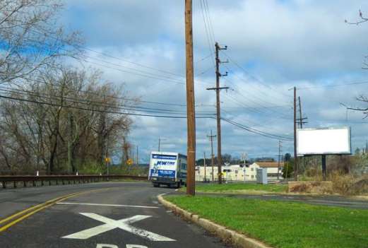 Industrial HWY NS 380ft E/O Washington St F/E - 1 Media