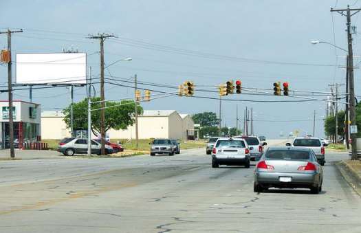 Seminary Dr SS 175ft W/O Mansfield Hwy F/E - 1 Media