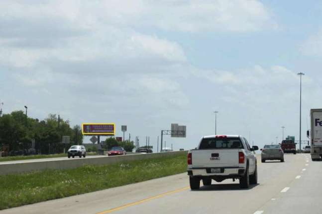 US 75 e/l .3 mi n/o Wilmeth Rd Media