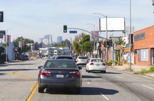 La Cienega ES 525ft S/O Venice ** F/S - 2 Media