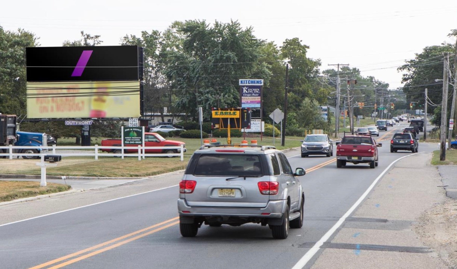 Rt 9 1 mi N/O Garden State Pkwy E/S F/N Media