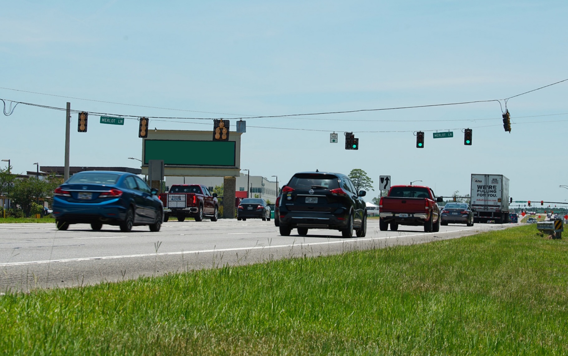 Pooler Pkwy E/S, AT Merlot Ln (Lowes Home Improvement), N/F Media