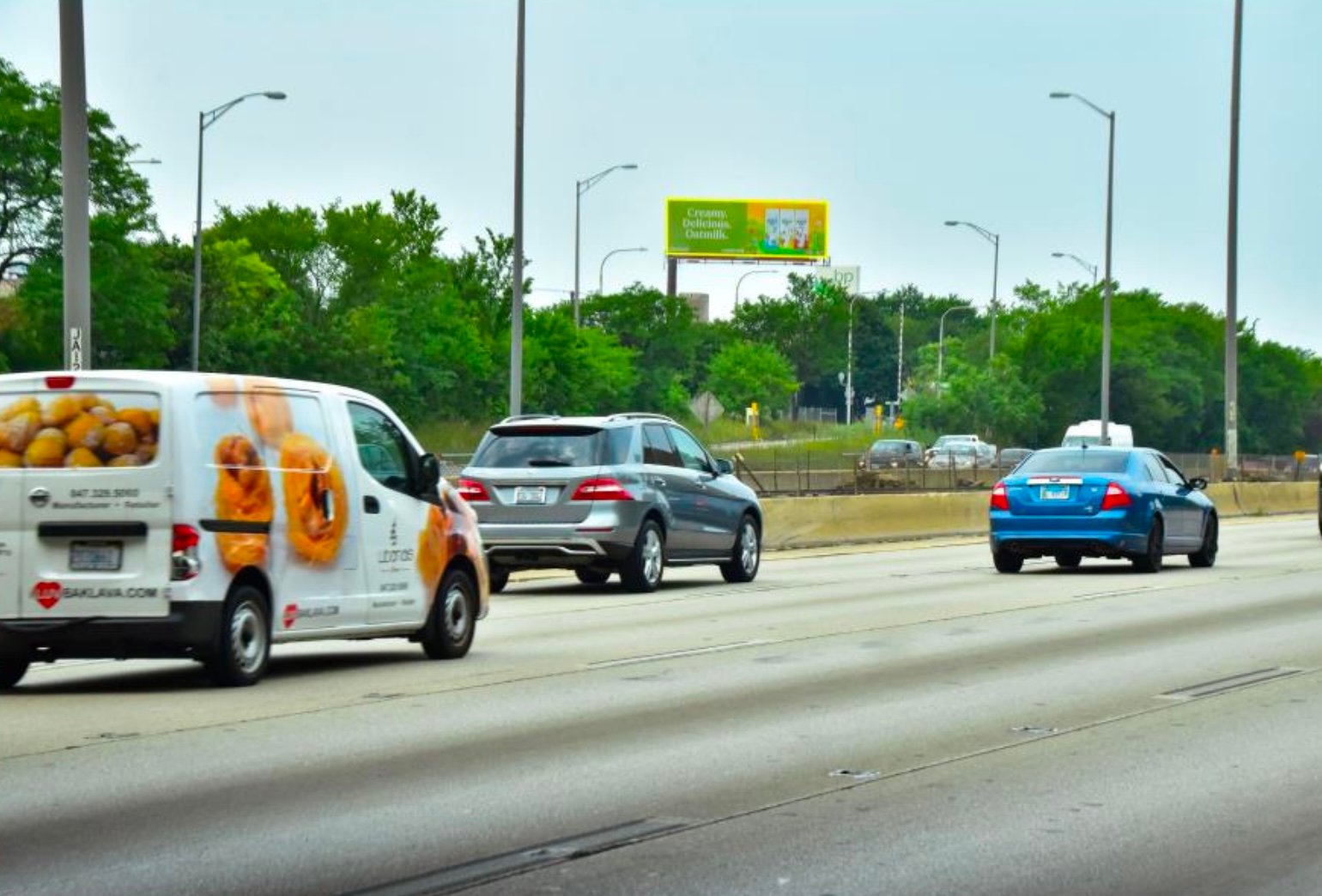 EISENHOWER (I-290) S/S @ INDEPENDENCE F/E Media