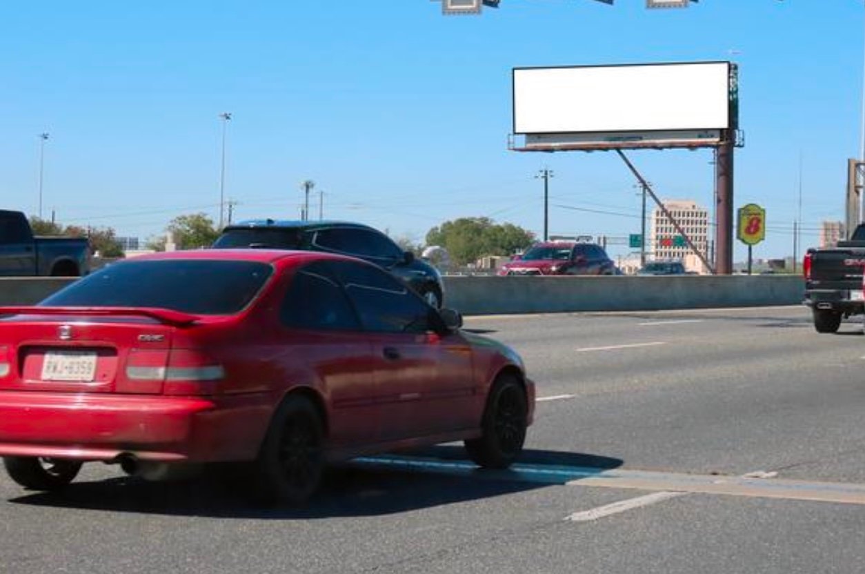 I-10 NW ES 1000ft N/O I-35 N F/N - 1 Media