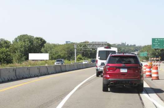 I-494 SS 0.4mi W/O Pilot Knob Rd E/O Hwy 13 (No Extensions) F/E - 1 Media