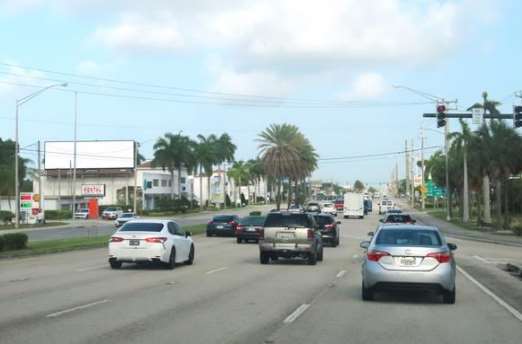 Okeechobee Blvd SS 322ft W/O I-95 F/E - 1 Media