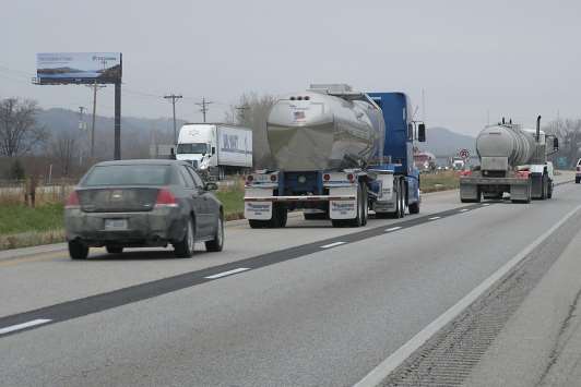 I-29, 0.75 mi N/O CR H10 (Exit 42) Media