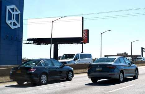 Van Wyck Expy ES 0@ East Rd F/N - 2 Media