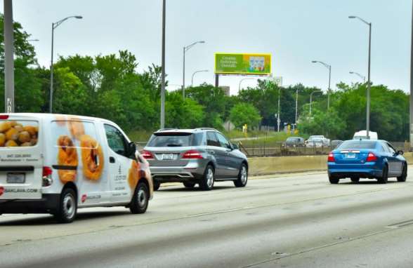 EISENHOWER (I-290) S/S @ INDEPENDENCE F/E Media