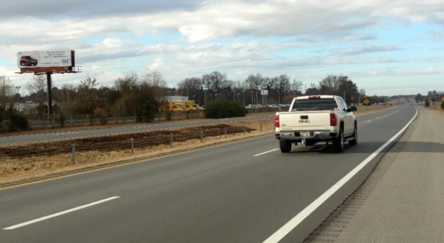 3300 US 70 0.2 mi E/O OAK FOREST ROAD(SR1711) SS Media