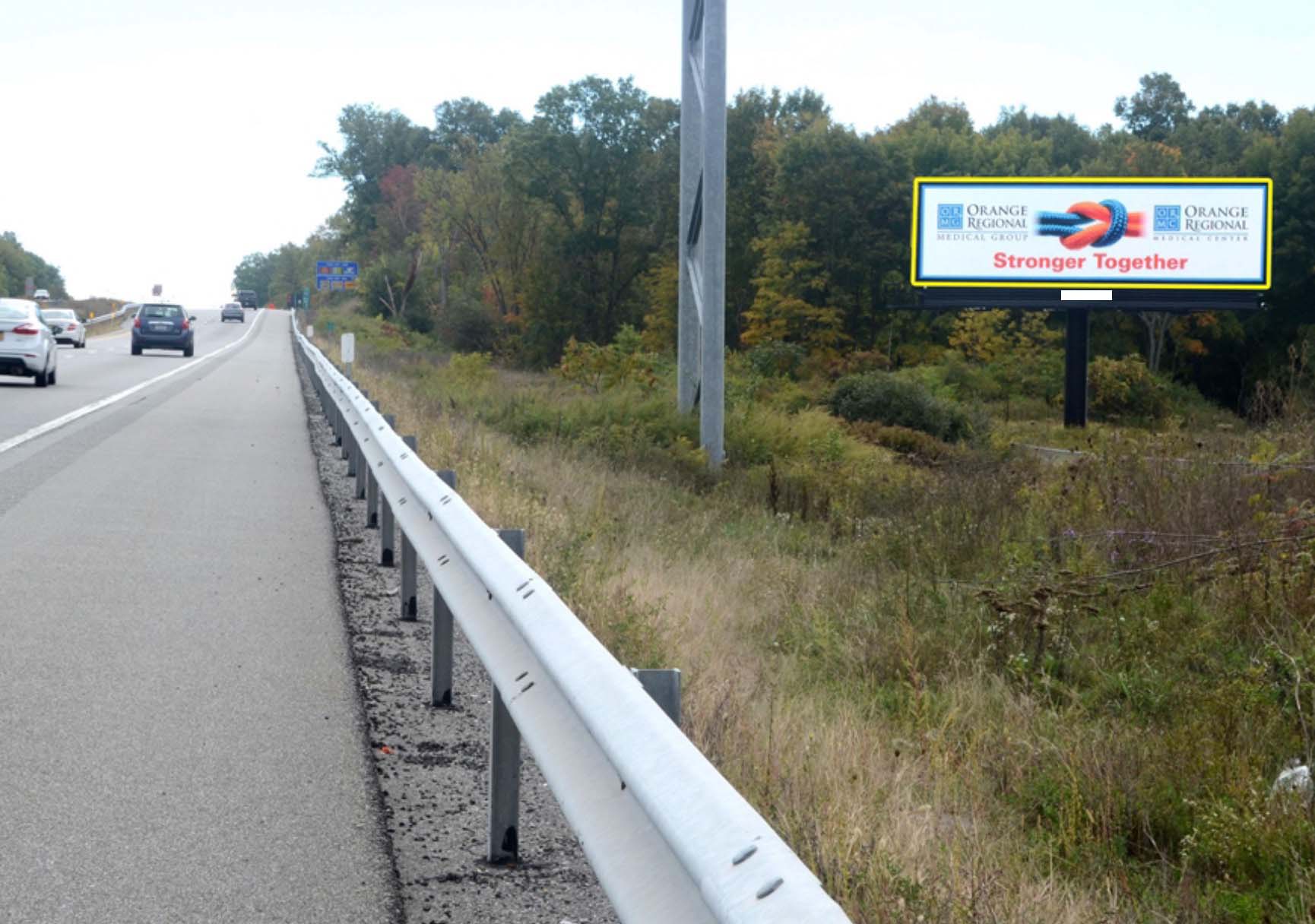 MIDDLETOWN NY- RT 17 JUST PRIOR TO EXIT 120 F/W Media