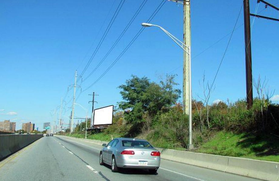 I-76 Schuylkill Xwy NS 1200ft E/O Passyunk Av F/E - 1 Media