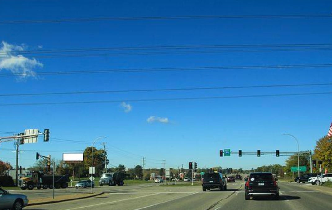 Hwy 55 SS 500ft W/O I-494 (10'6